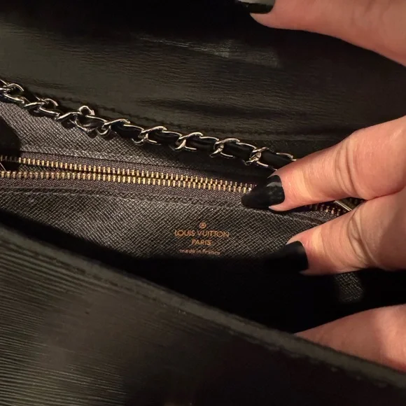 Louis Vuitton Black Epi Textured Leather Clutch - Picture 11 of 13